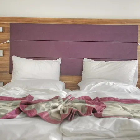 Am Groebenbach 3*
