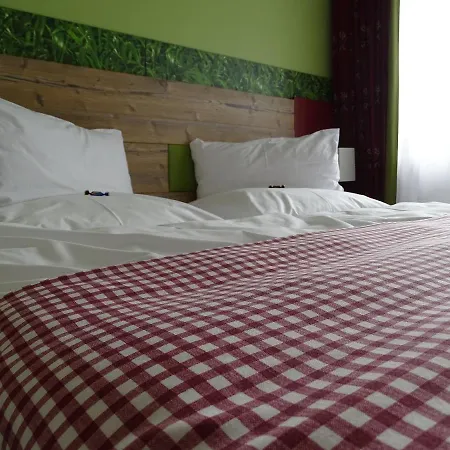 Am Groebenbach 3*